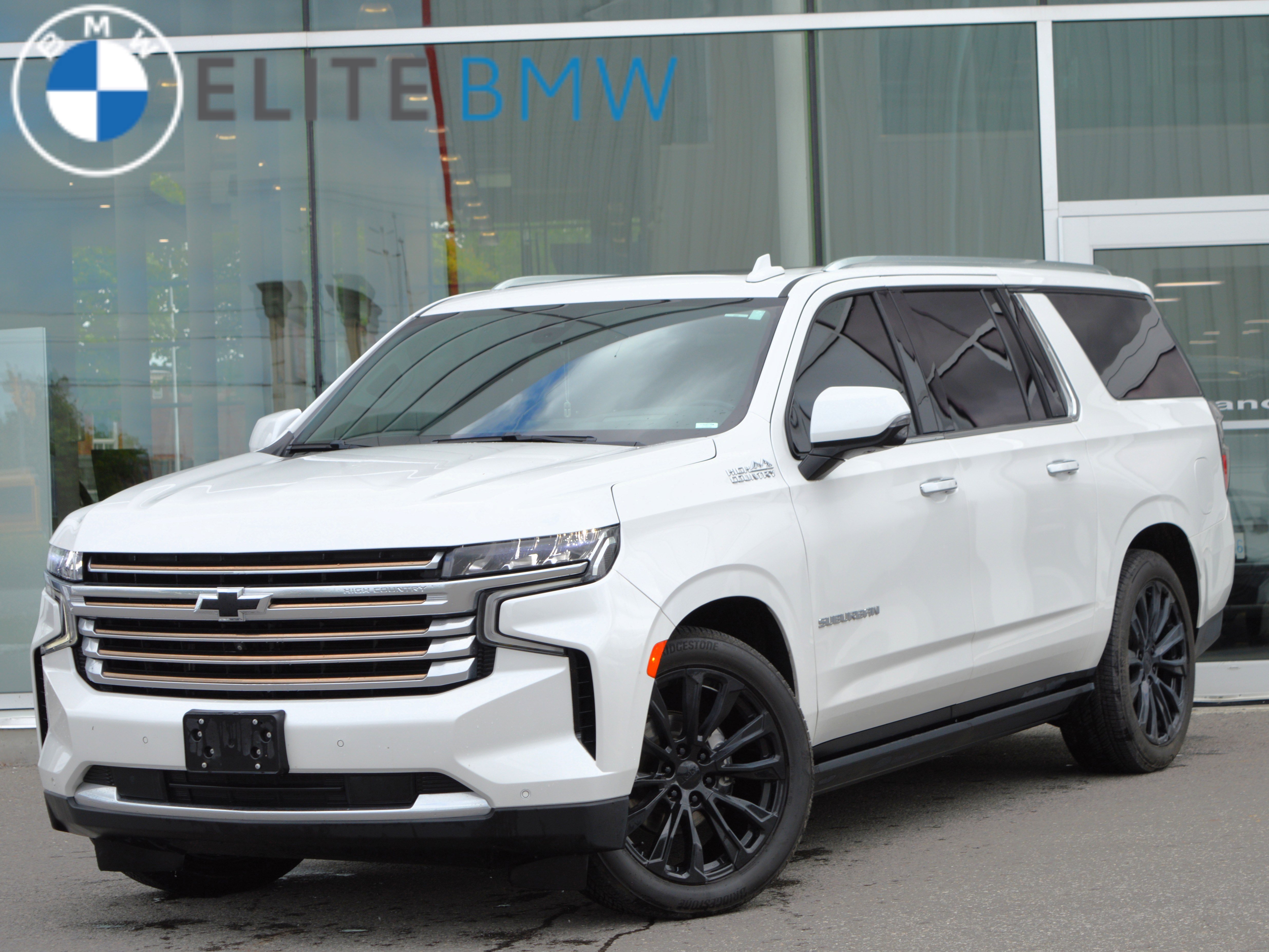 Used 2021 Summit White Chevrolet High Country image 1