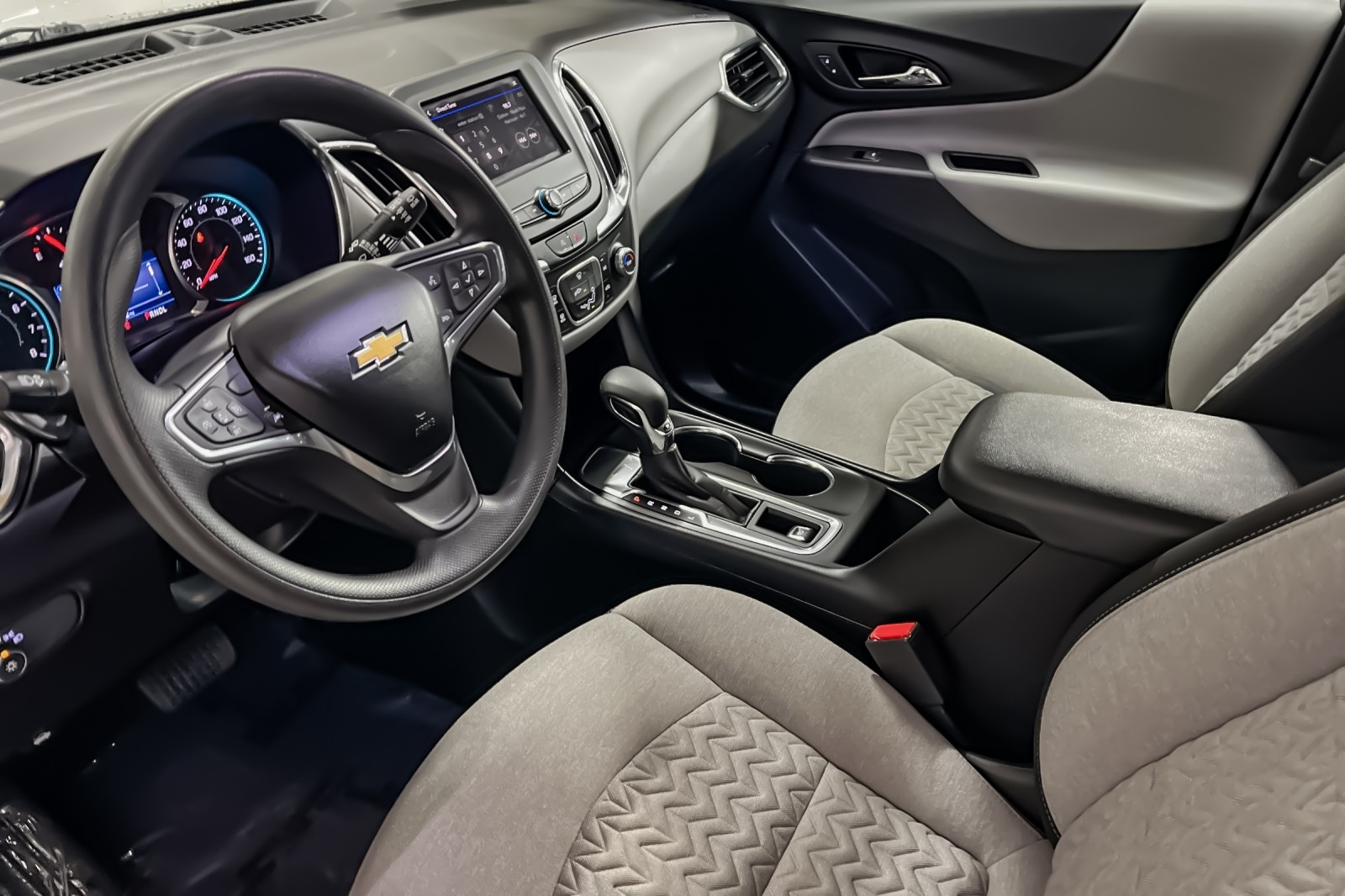 2022 Chevrolet Equinox LT photo 6