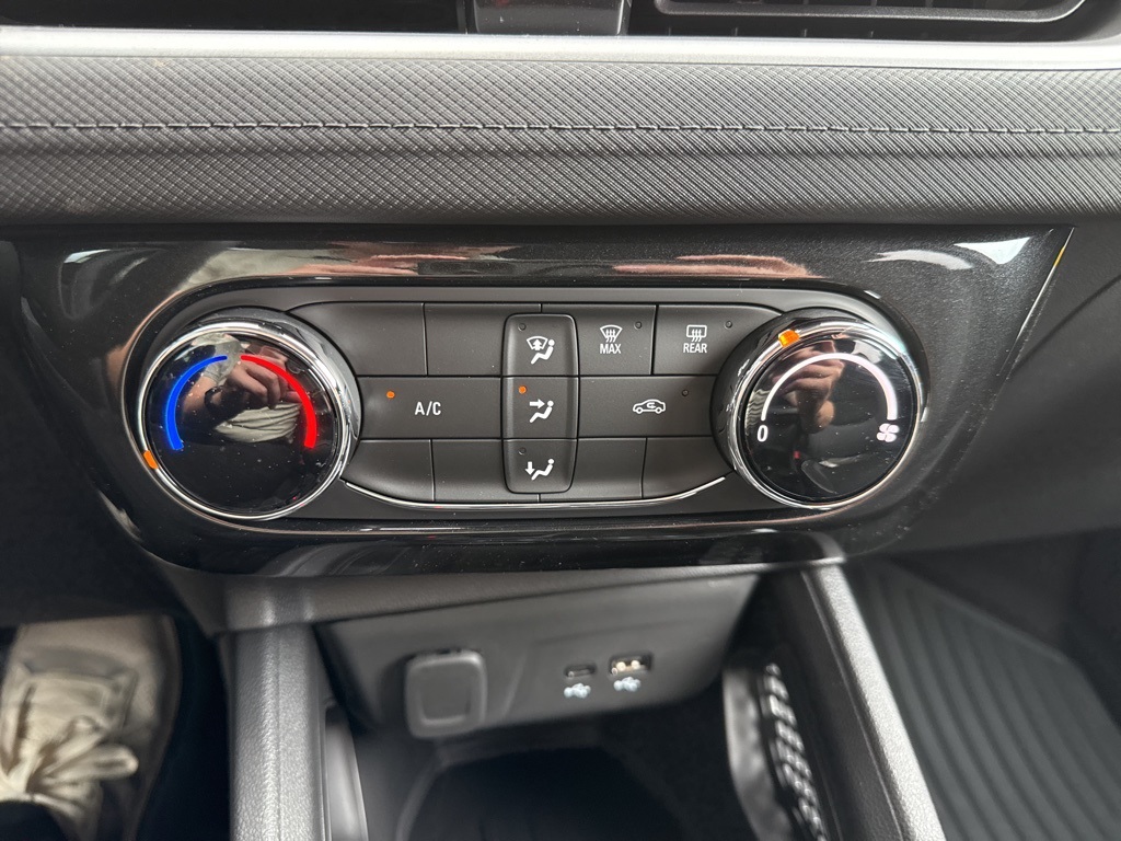 2026 Chevrolet Trailblazer LT photo 19