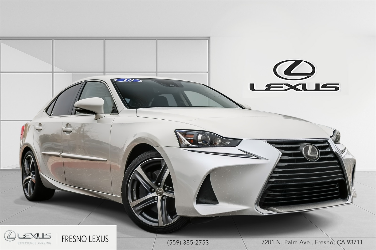 2018 Lexus IS 300's photo