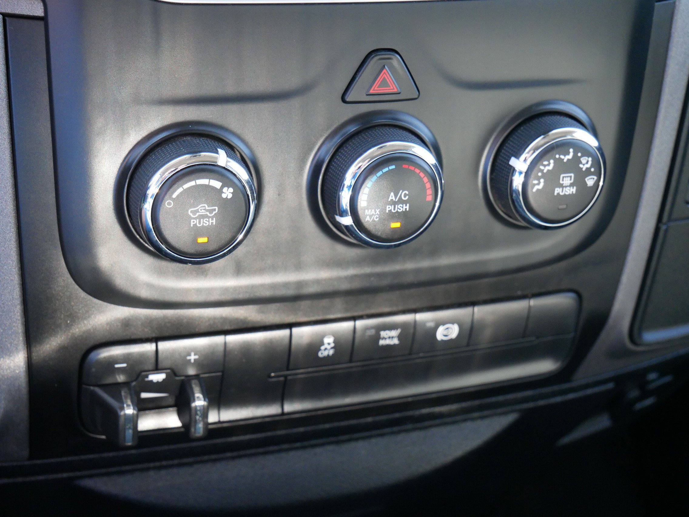 2018 Ram 2500 Tradesman photo 22