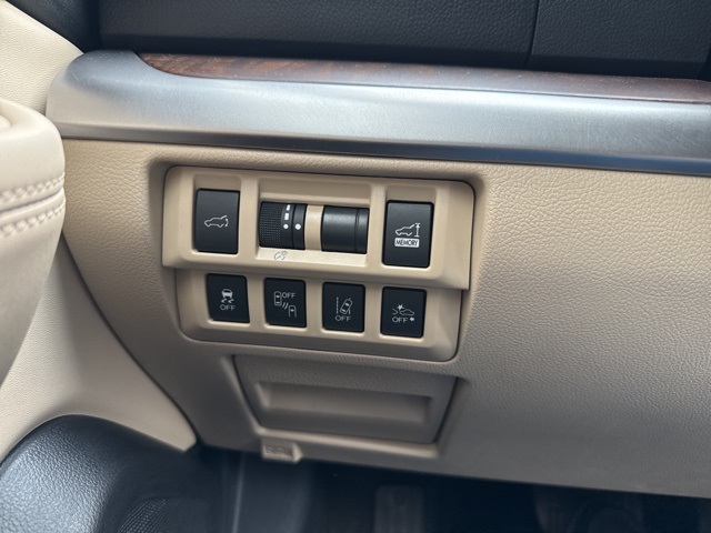 2019 Subaru Outback 2.5i Limited photo 2