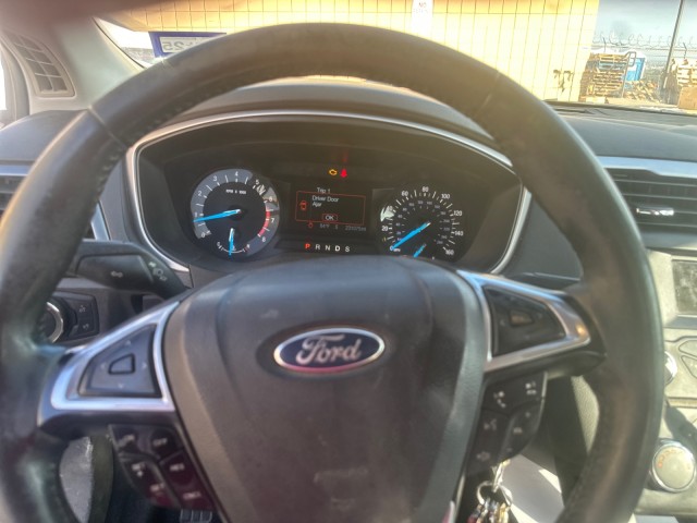 Used 2015 WHITE Ford SE image 18