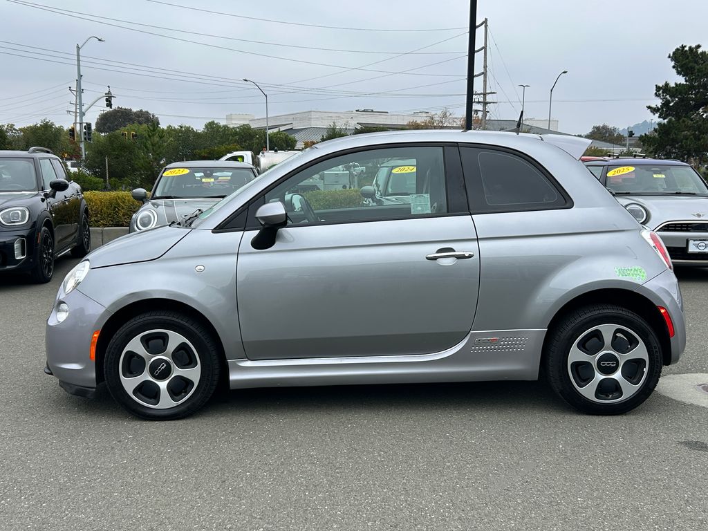 Used 2019 FIAT 500e Battery Electric with VIN 3C3CFFGE0KT716262 for sale in Corte Madera, CA