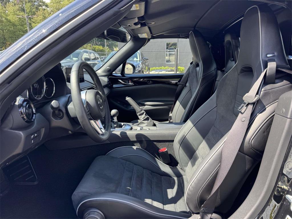 2024 Mazda MX-5 Miata Miata RF photo 17
