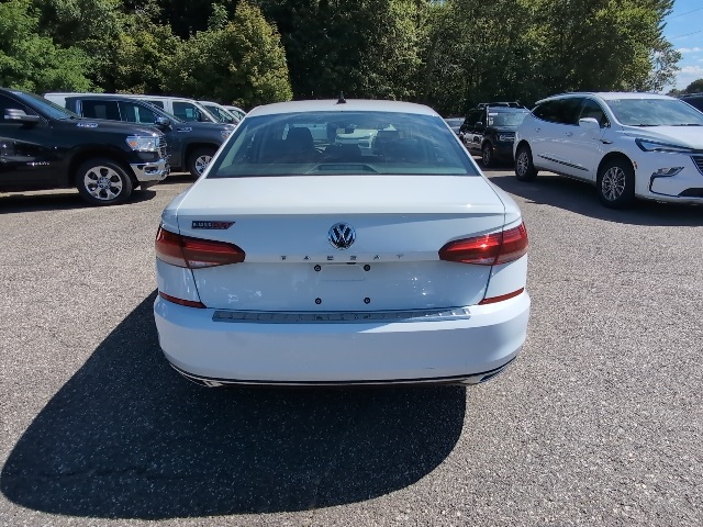 2021 Volkswagen Passat 2.0T SE photo 7