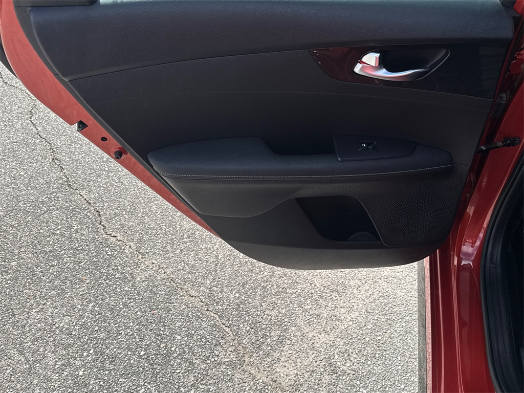 2023 Kia Forte GT-Line photo 19
