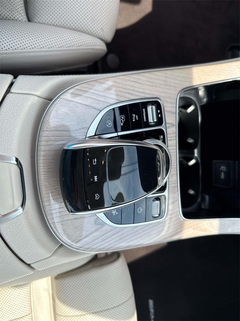2020 Mercedes Benz E 450 photo 26