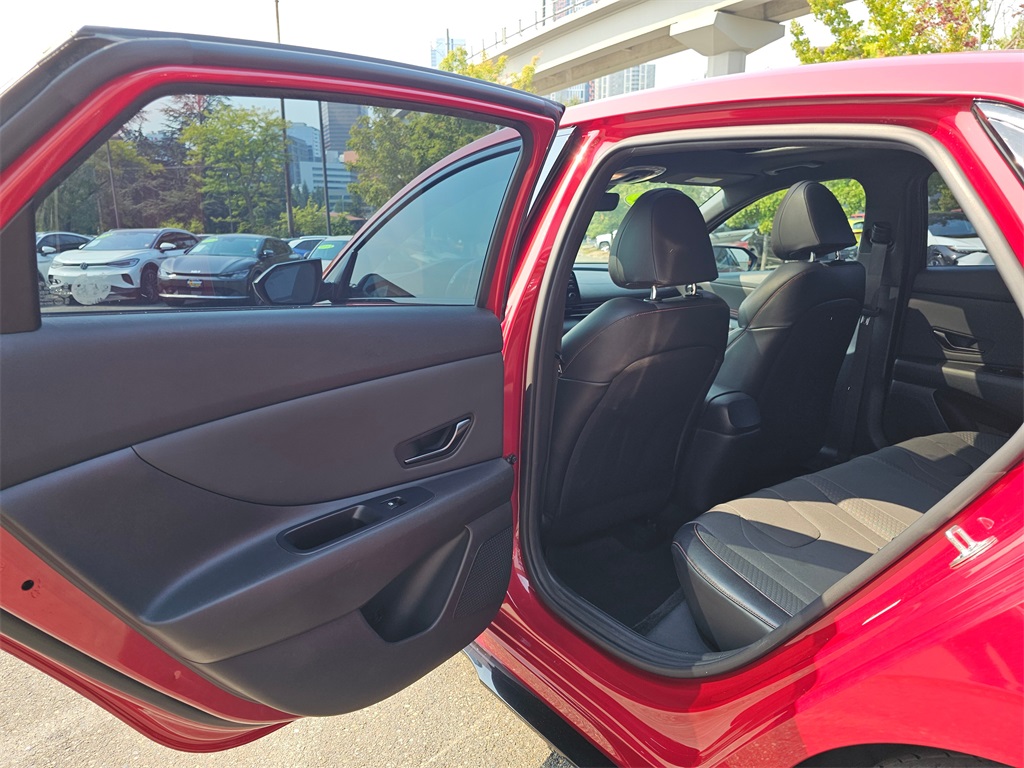 2021 Hyundai Elantra N Line photo 16