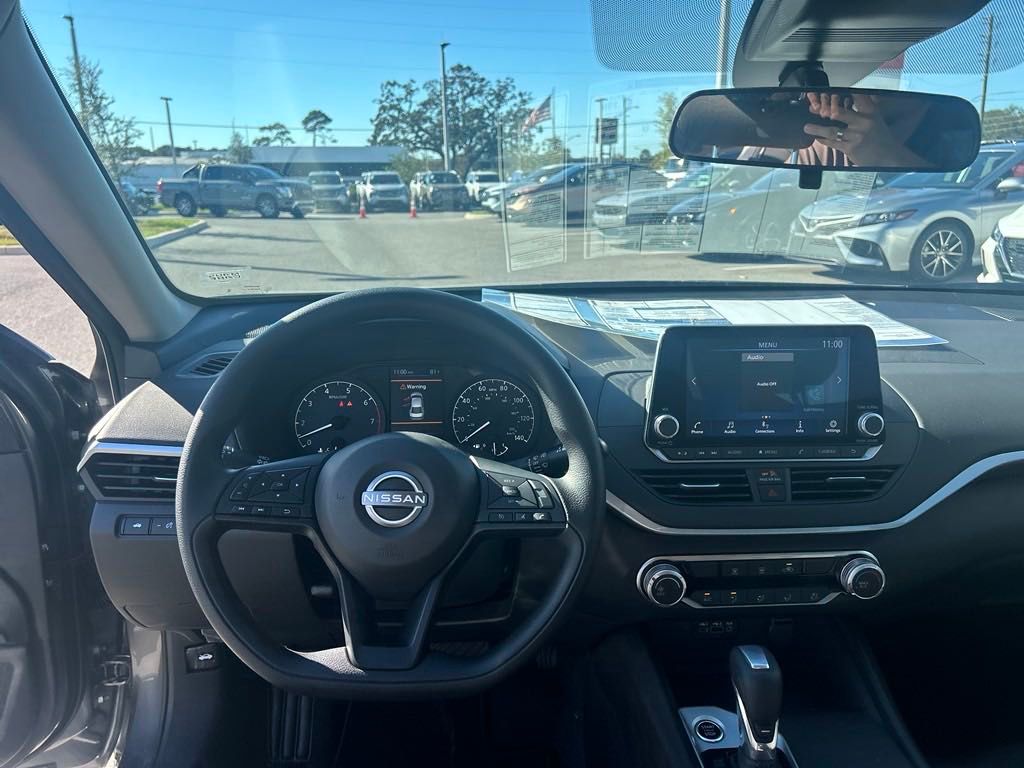 2025 Nissan Altima 2.5 S photo 23
