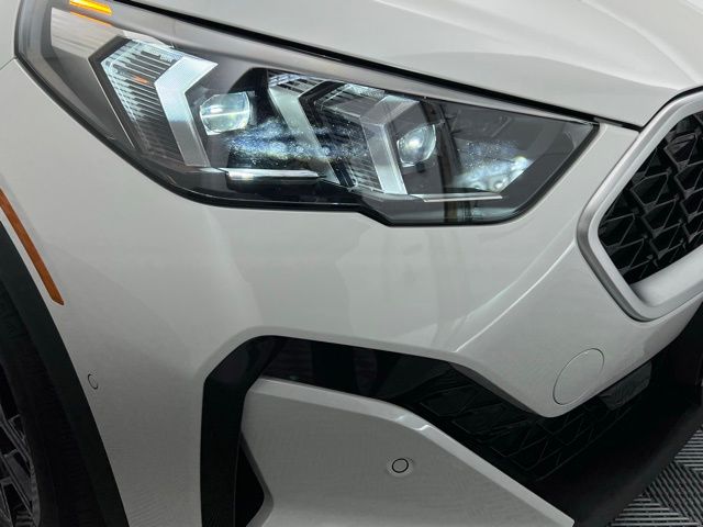 2025 Bmw X2 xDrive28i photo 2