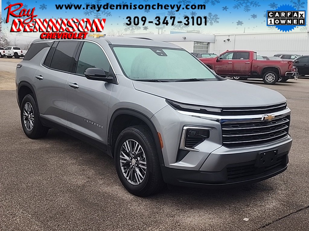 2025 Chevrolet Traverse LT's photo