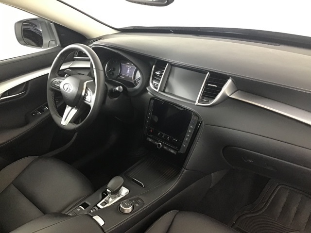 2019 Infiniti QX50 Luxe AWD photo 22
