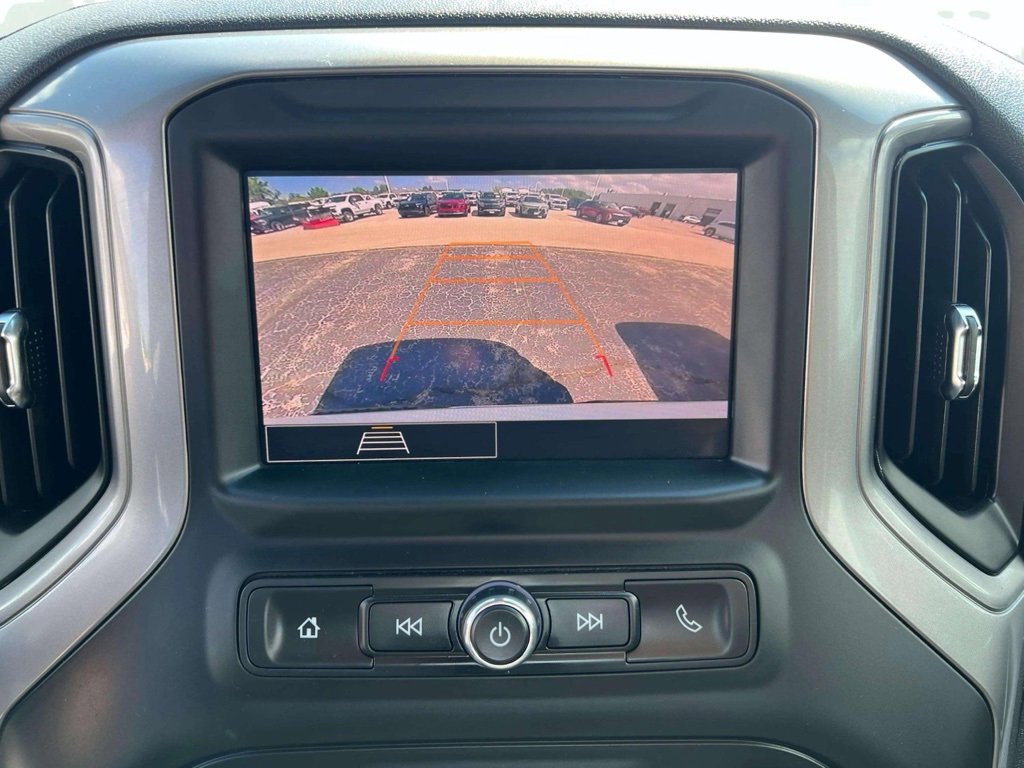 2024 Chevrolet Silverado 1500 photo 10