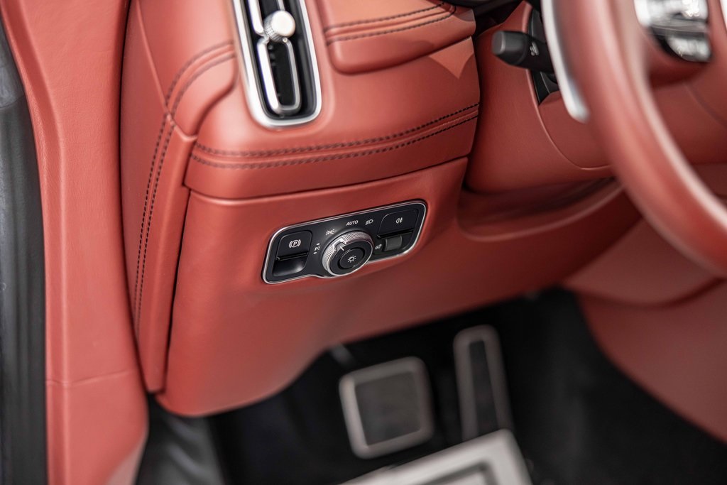 2021 ASTON MARTIN DBX - Image 21