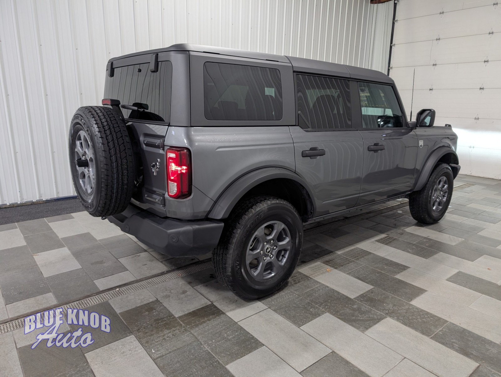 2025 Ford Bronco Big Bend photo 4