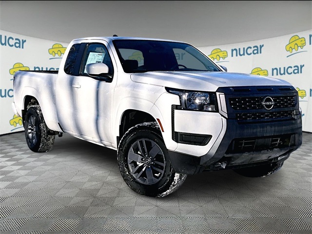 2025 Nissan Frontier SV's photo