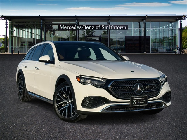 2025 Mercedes-Benz E-Class E450 All-Terrain's photo