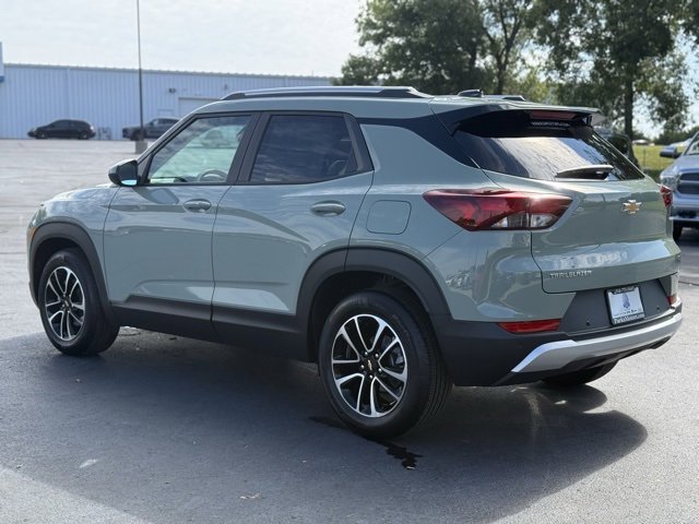 2026 Chevrolet Trailblazer LT photo 3