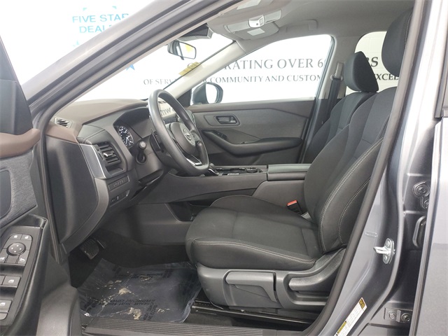2023 Nissan Rogue S photo 9