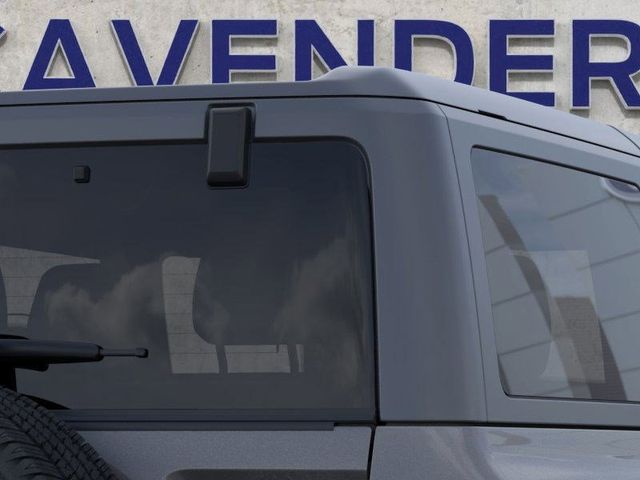 2025 Ford Bronco Base photo 23