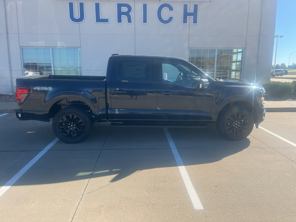 2025 Ford F-150 XLT photo 7
