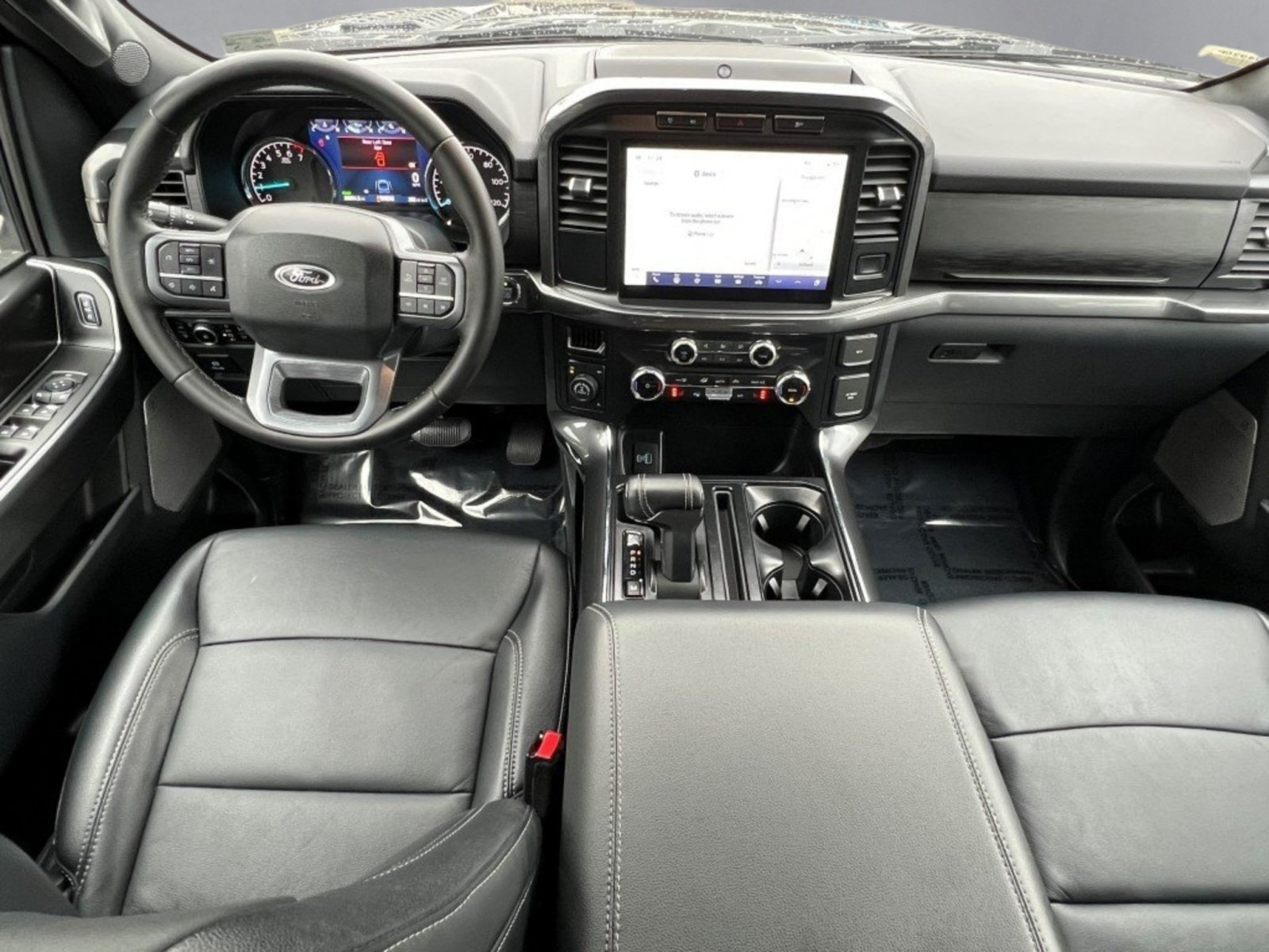 2023 Ford F-150 XLT photo 3