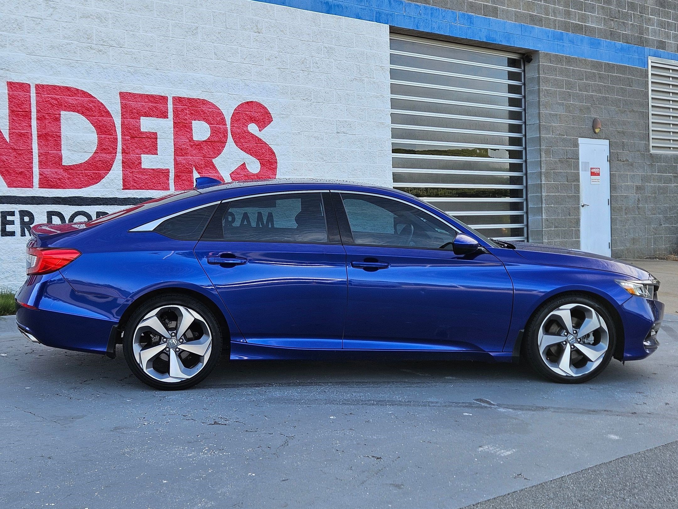 2019 Honda Accord Sport 1.5T photo 8