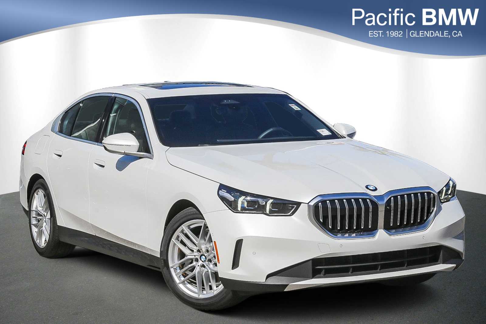 2024 BMW 5 Series 530i's photo