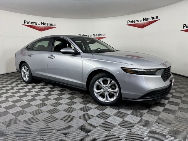 2025 Honda Accord LX's photo