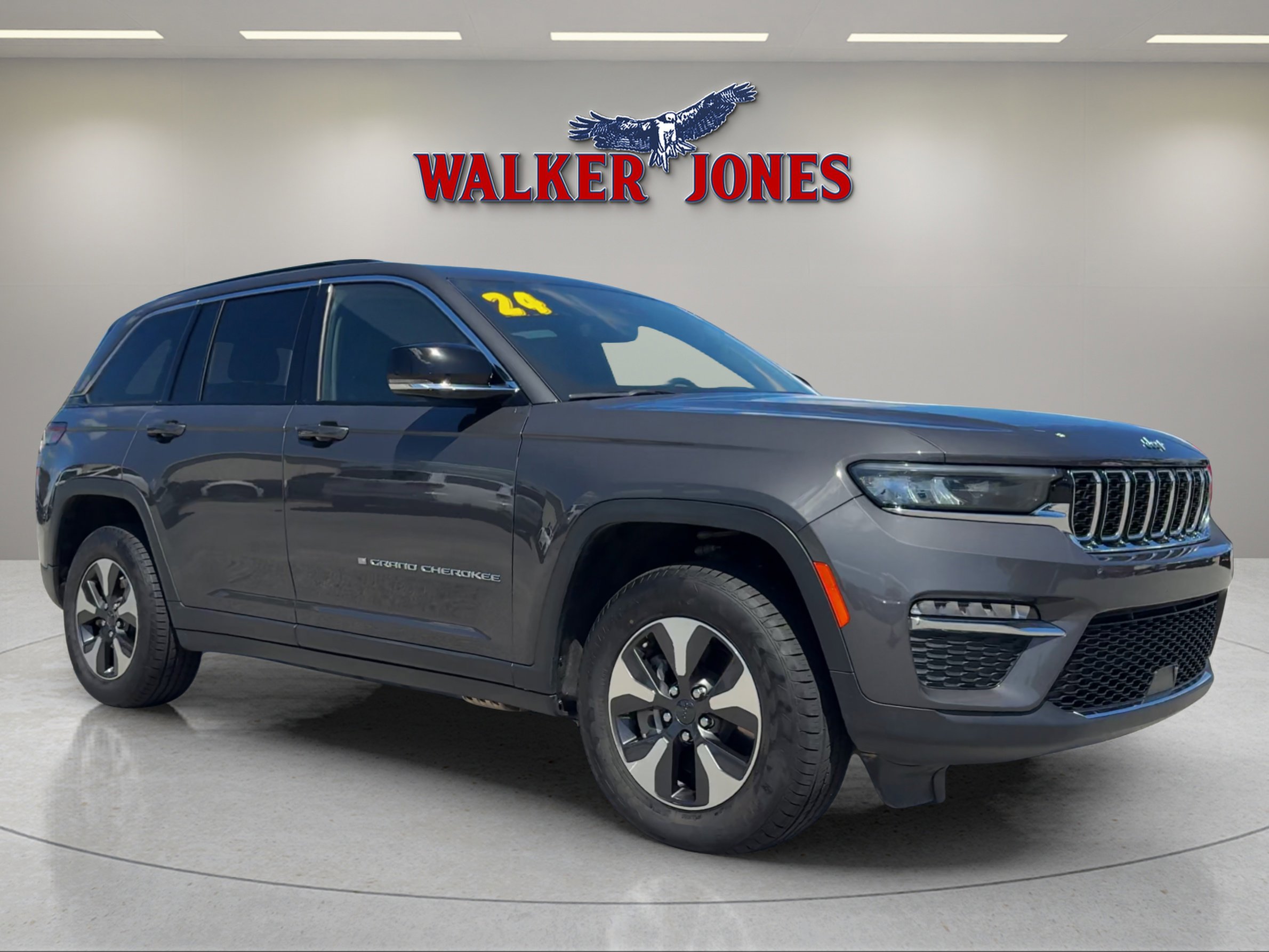 2024 Jeep Grand Cherokee 4xe's photo
