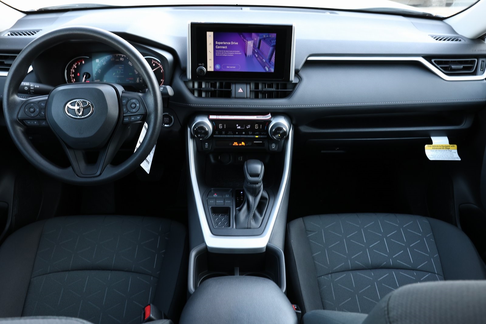 2025 Toyota RAV4 XLE photo 2