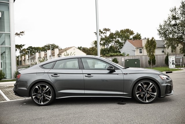 2022 Audi S5 Premium Plus photo 2