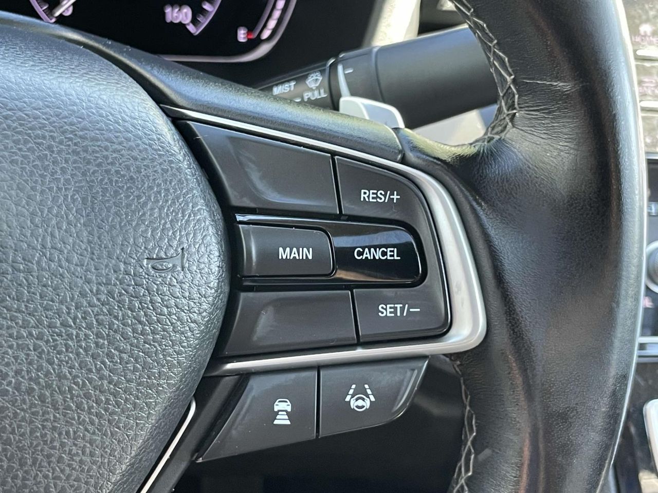 2022 Honda Insight Touring photo 21