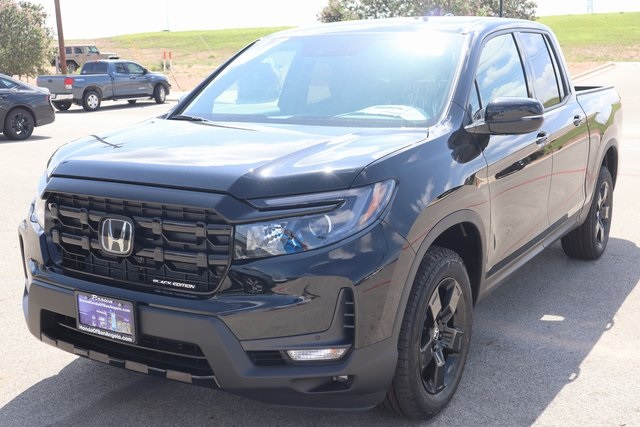 2025 Honda Ridgeline Black Edition's photo