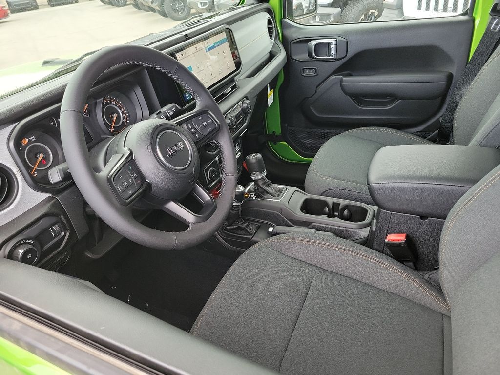 2025 Jeep Wrangler Willys photo 2