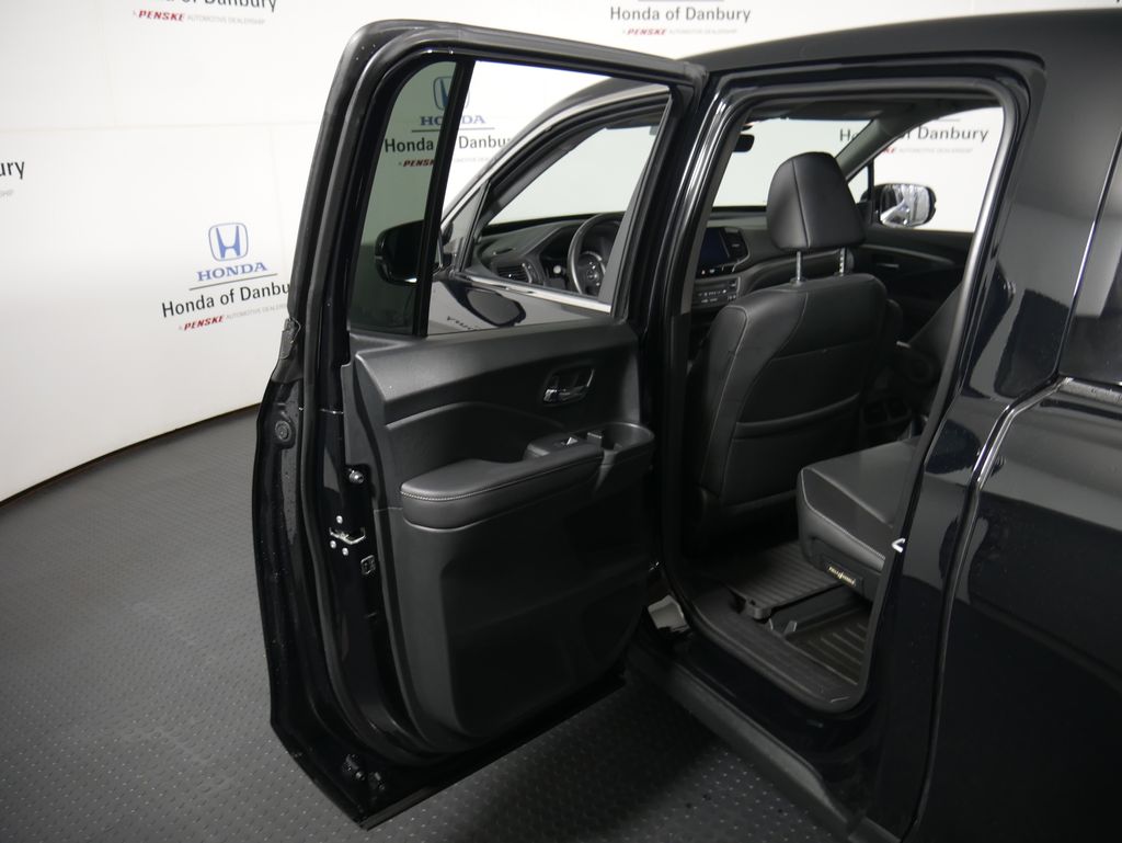 2023 Honda Ridgeline RTL photo 9