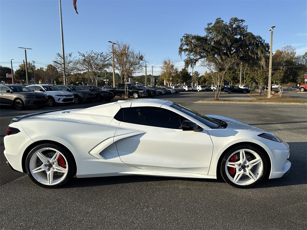 2023 Chevrolet Corvette Stingray 3LT photo 2