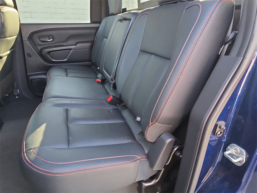 2023 Nissan Titan PRO-4X photo 23
