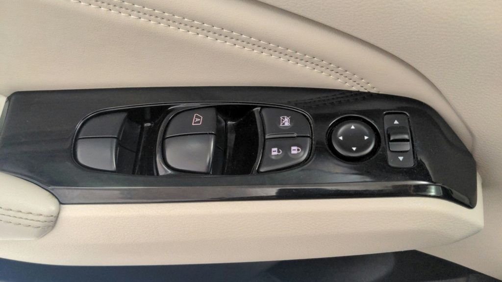 2023 Nissan Altima 2.5 SV photo 19