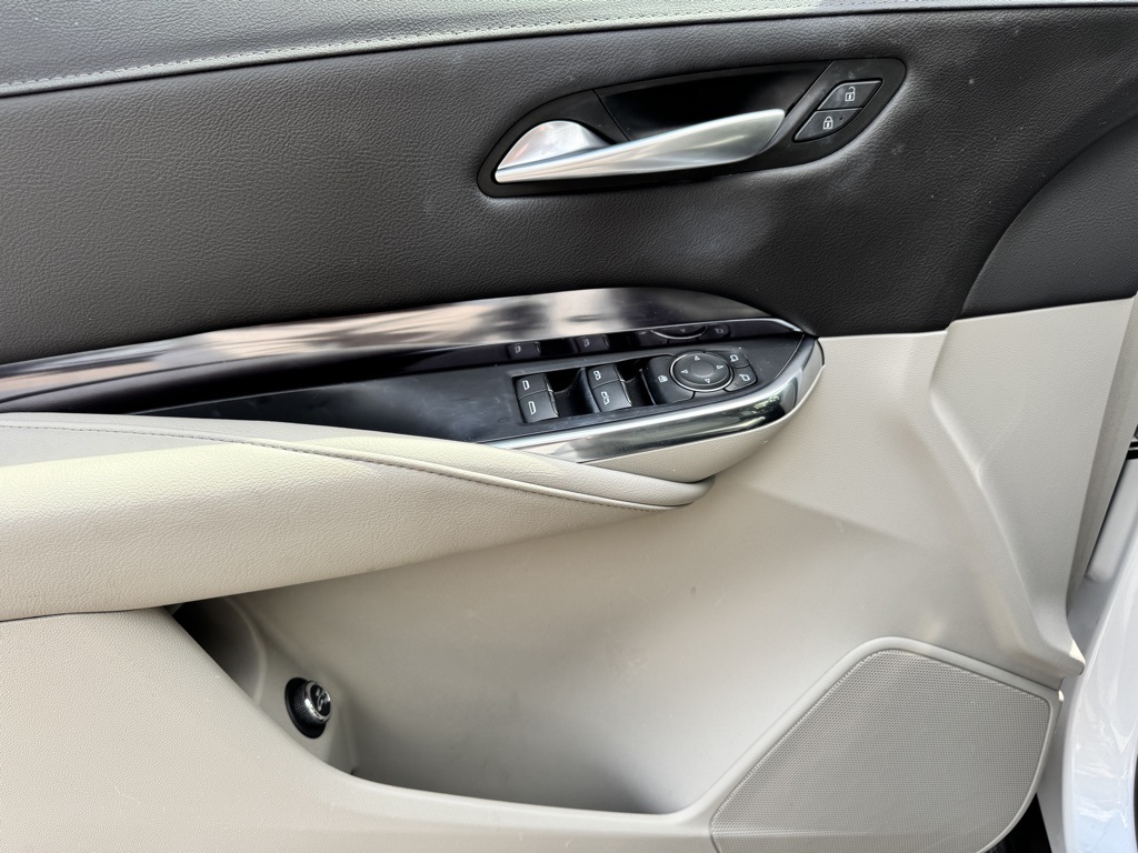 2023 Cadillac XT4 Luxury photo 16