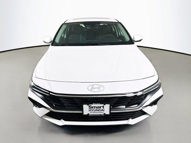 2025 Hyundai Elantra Hybrid Limited photo 2