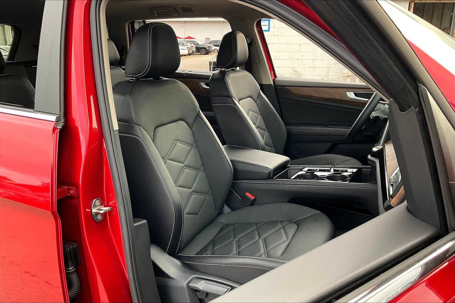 2024 Volkswagen Atlas SE Technology photo 8