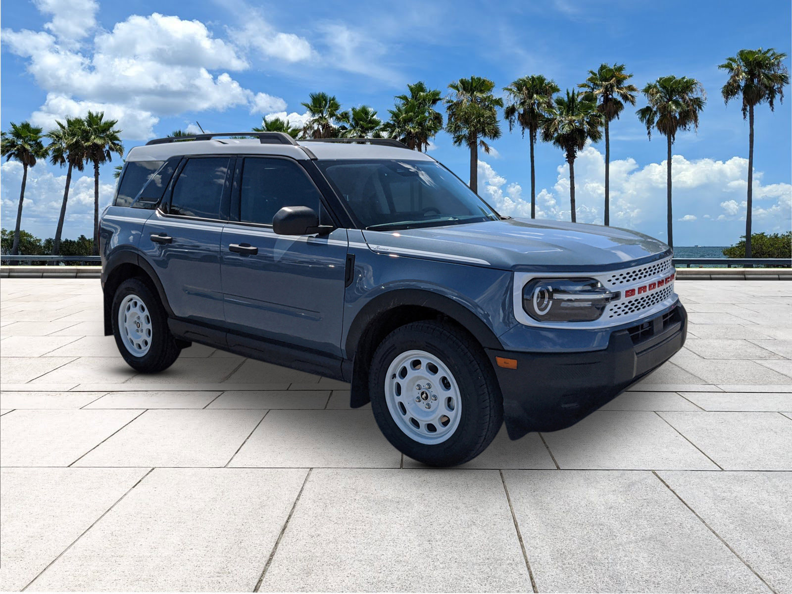 2025 Ford Bronco Sport Heritage photo 2