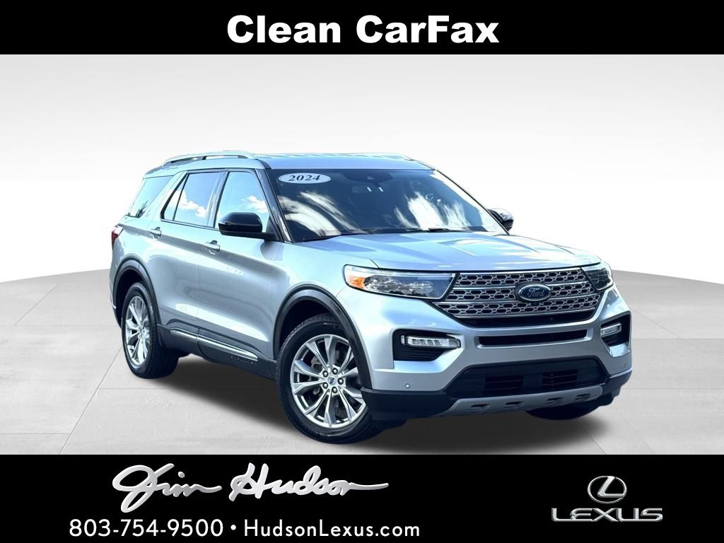 2024 Ford Explorer Limited's photo