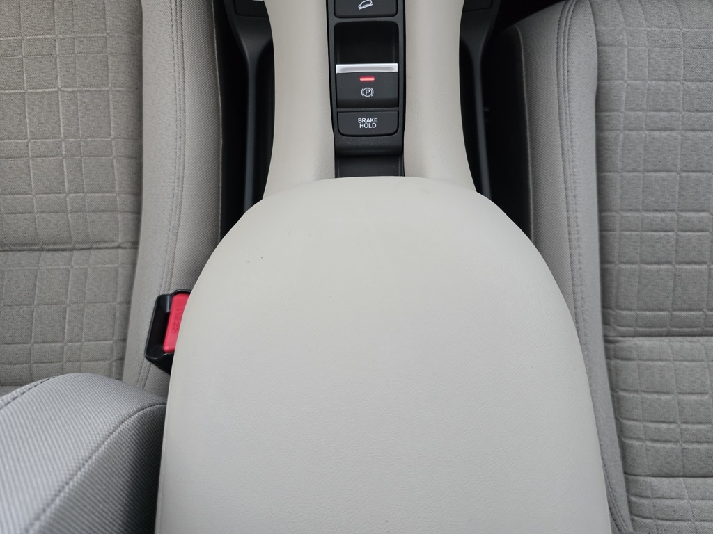 2026 Honda HR-V LX photo 29