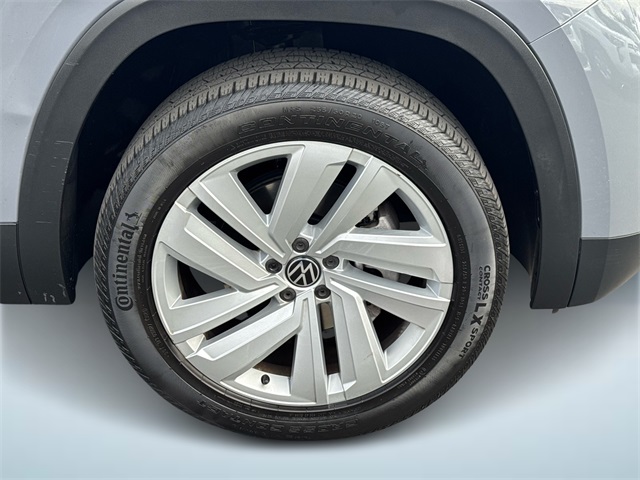 2021 Volkswagen Atlas Cross Sport SE Technology photo 6