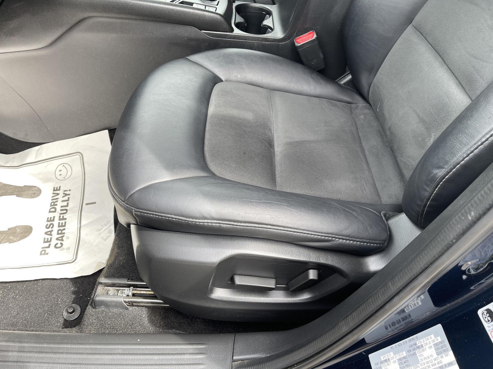 2021 Mazda CX-5 Touring photo 3