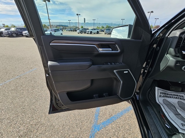 2022 Chevrolet Silverado 1500 RST photo 11