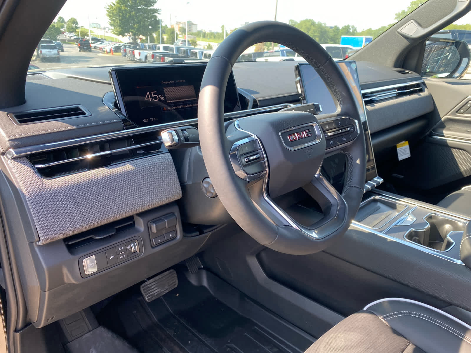 2026 Gmc Sierra Elevation photo 13